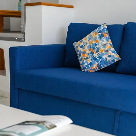 아파트 Graceful Brand New In Altamira