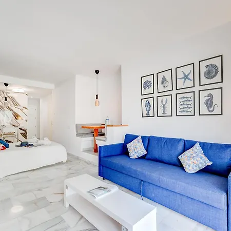 아파트 Graceful Brand New In Altamira