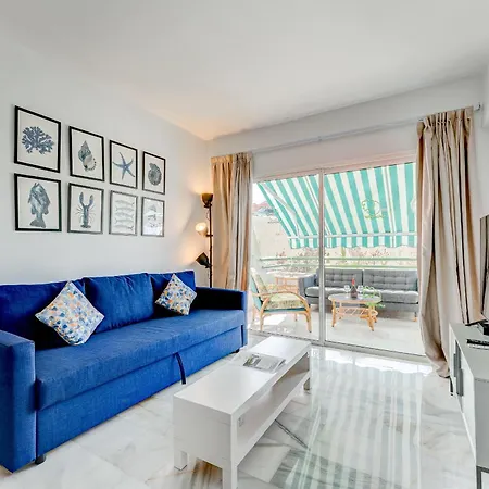 아파트 Graceful Brand New In Altamira