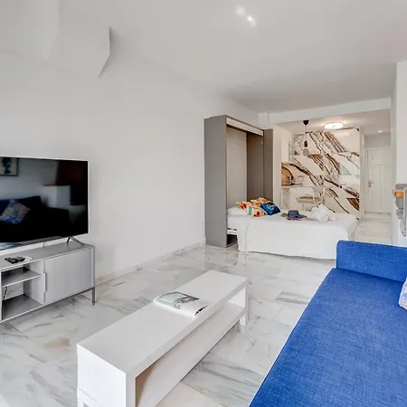 Graceful Brand New In Altamira Apartamento *